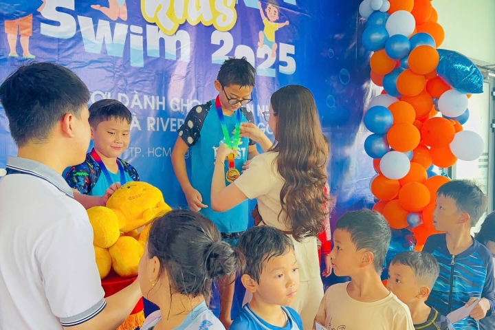 Rivera Invest – Kiến tạo giá trị từ Giải bơi cư dân nhí tại Rivera Park Sài Gòn